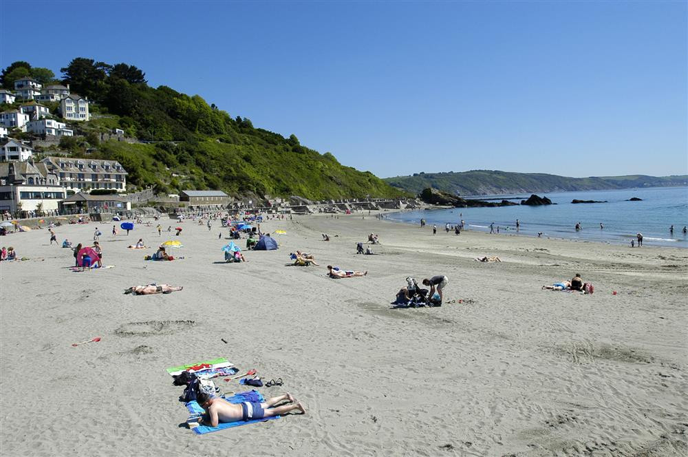 The sandy beach at East Looe