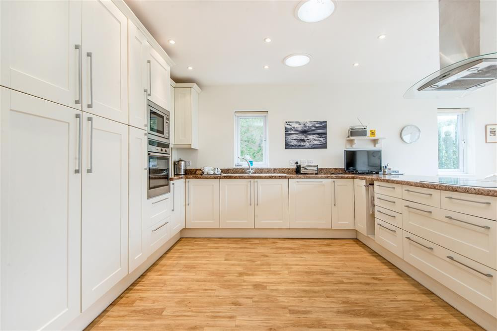Another view of the kitchen. 