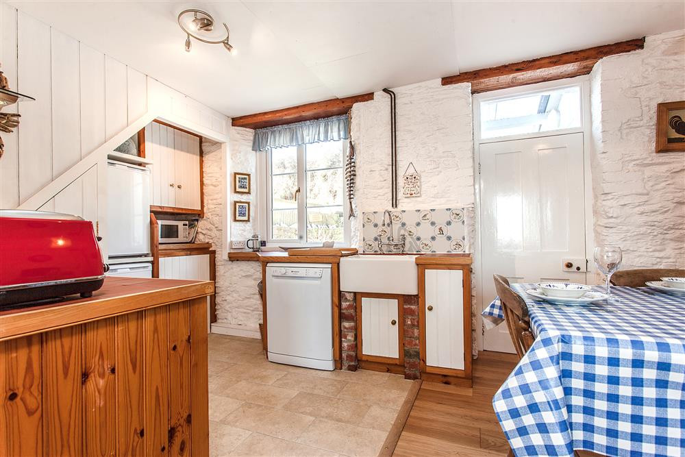 Another view of the kitchen. 