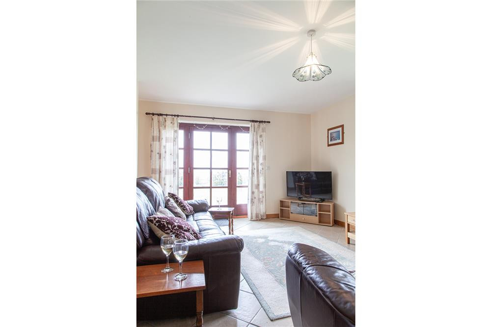 Lounge with Patio doors