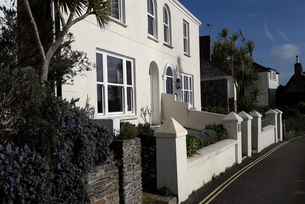 Exterior of Captains