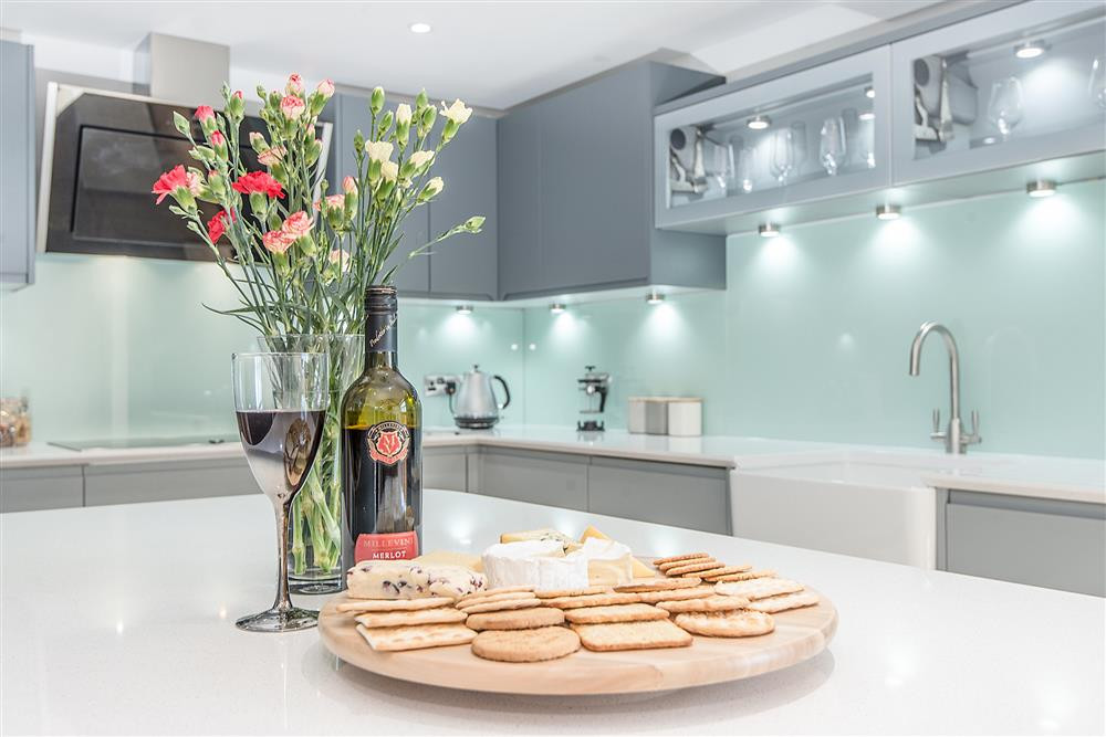 Wine, cheese and biscuits greet you on arrival