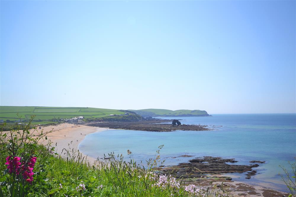 ThurlestoneRock 2017