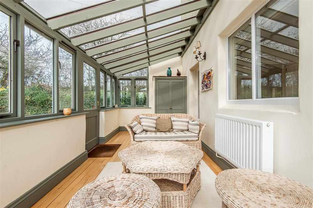Another view of the conservatory. 