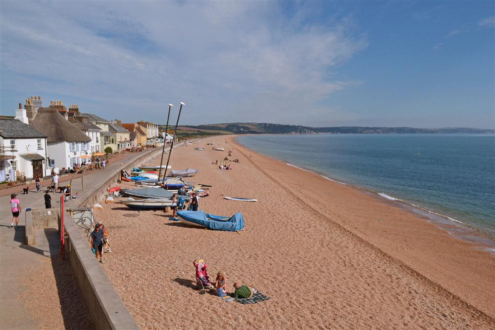 Torcross 20 minutes drive away