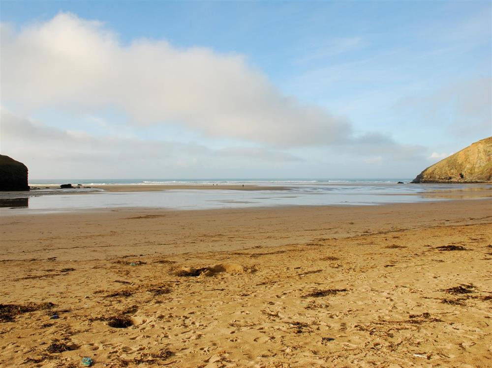 Mawgan Porth Beach 1.5 miles
