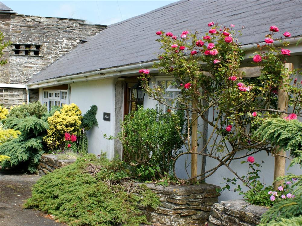 Exterior of Plover Cottage