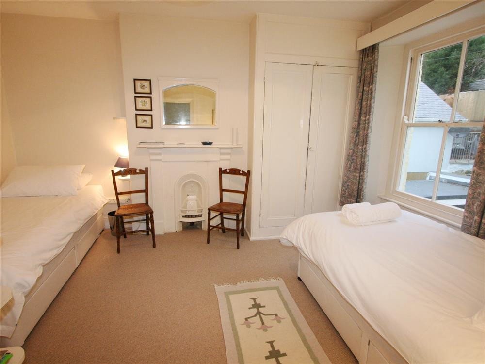 First floor twin bedroom 