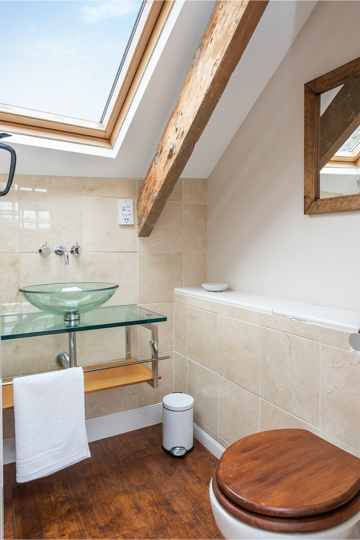 Top floor shower room