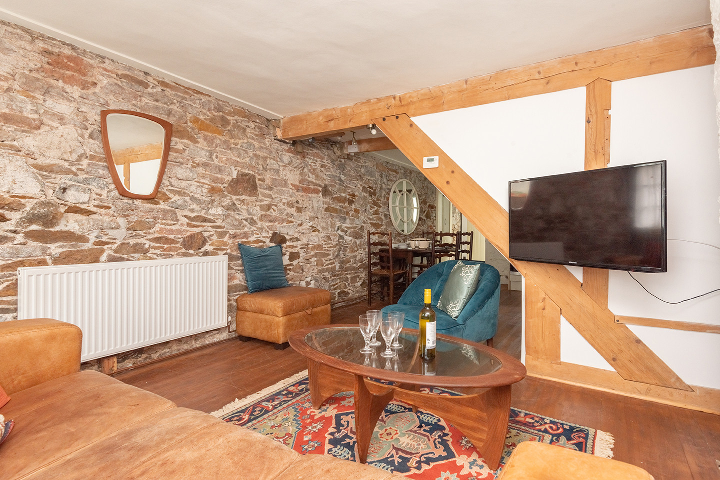 Another look at the lounge 