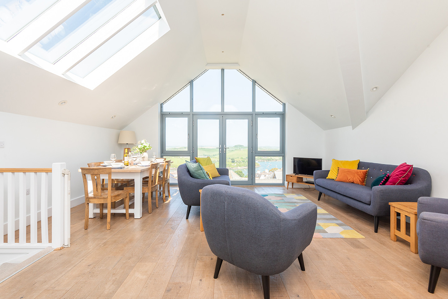 Lounge and dining area 