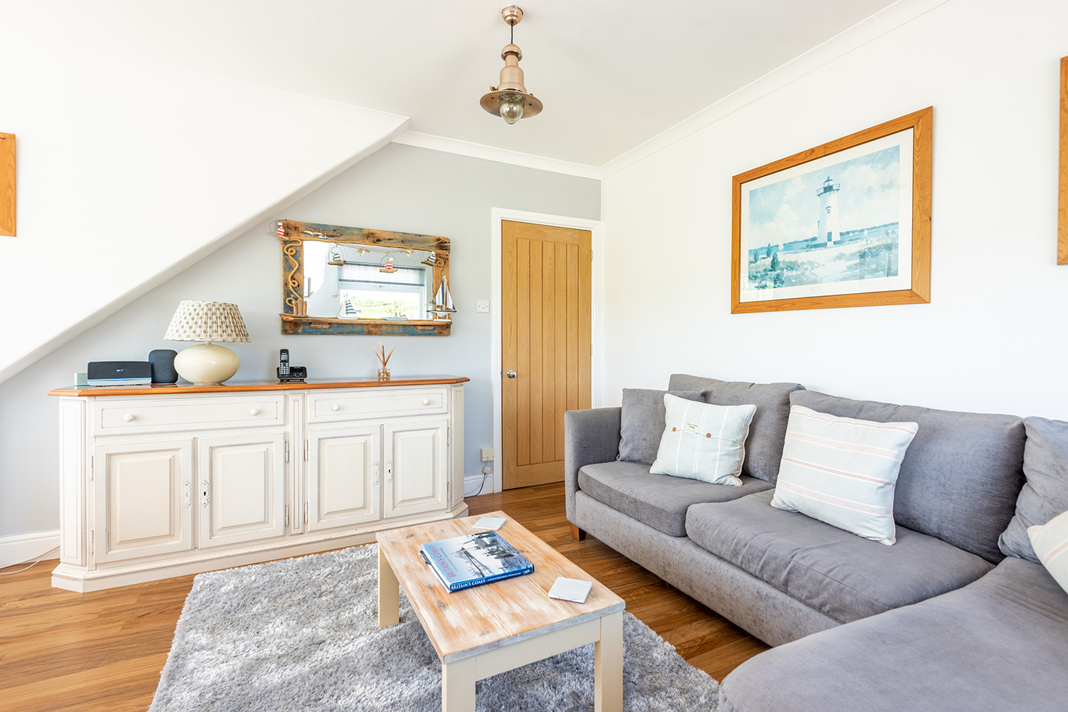 Another look at the lounge diner