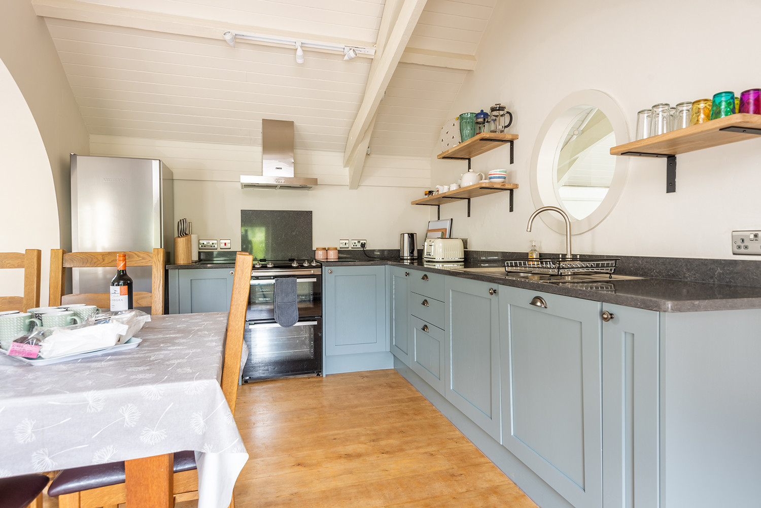 Spacious kitchen