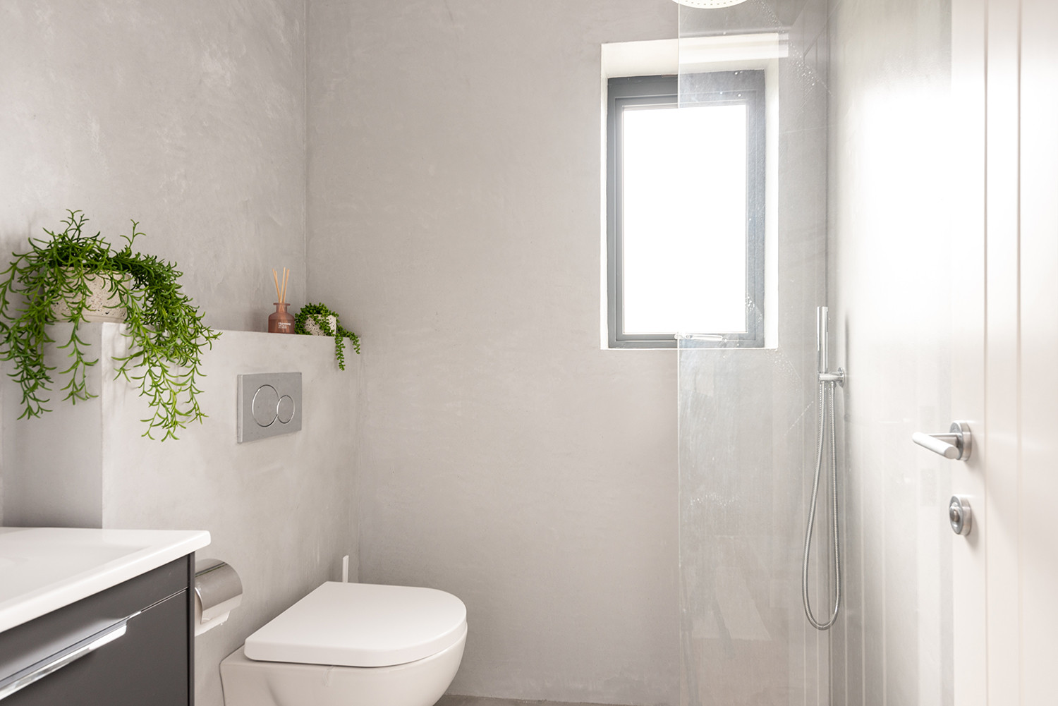 The wet room off the utility 