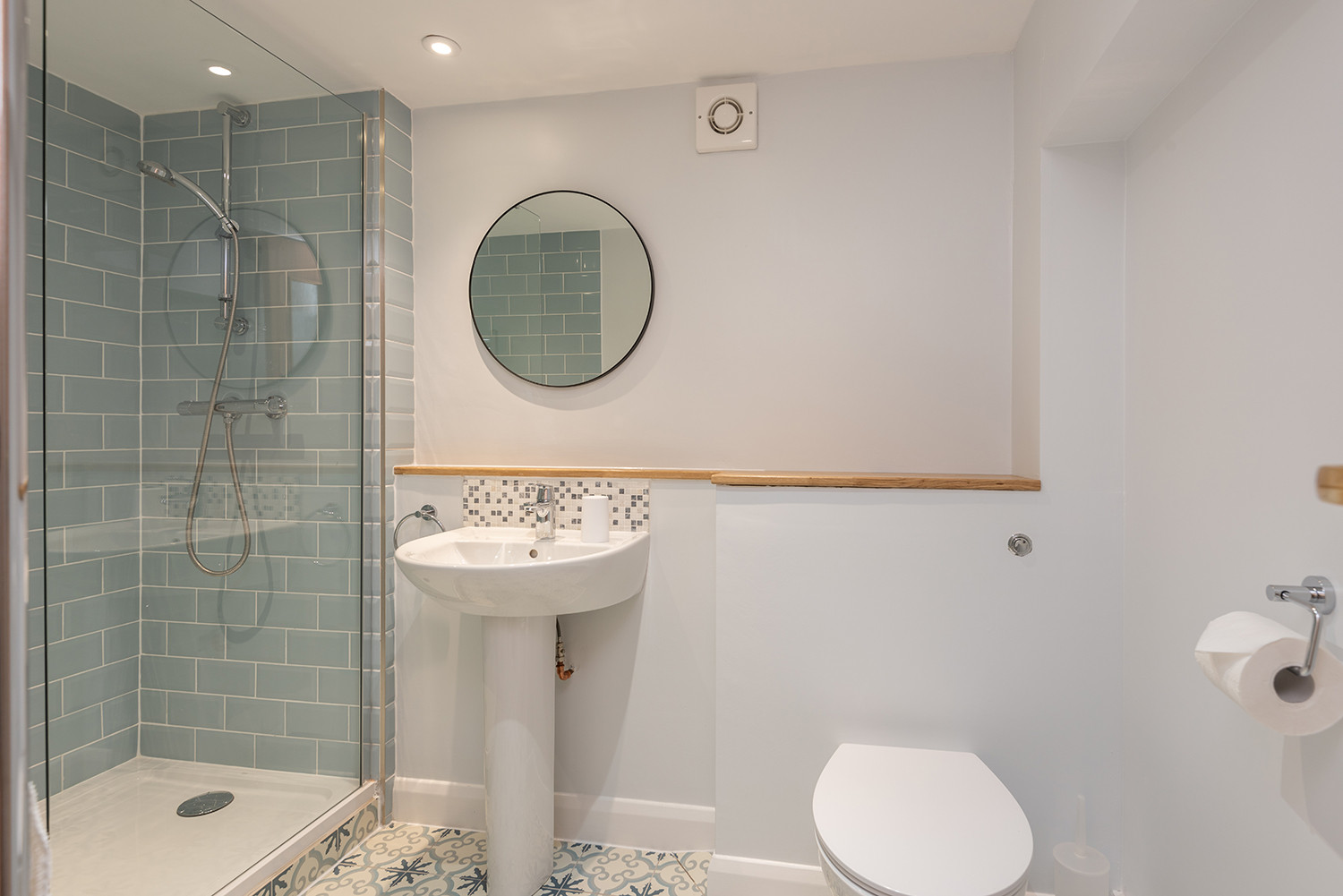 En suite shower room 