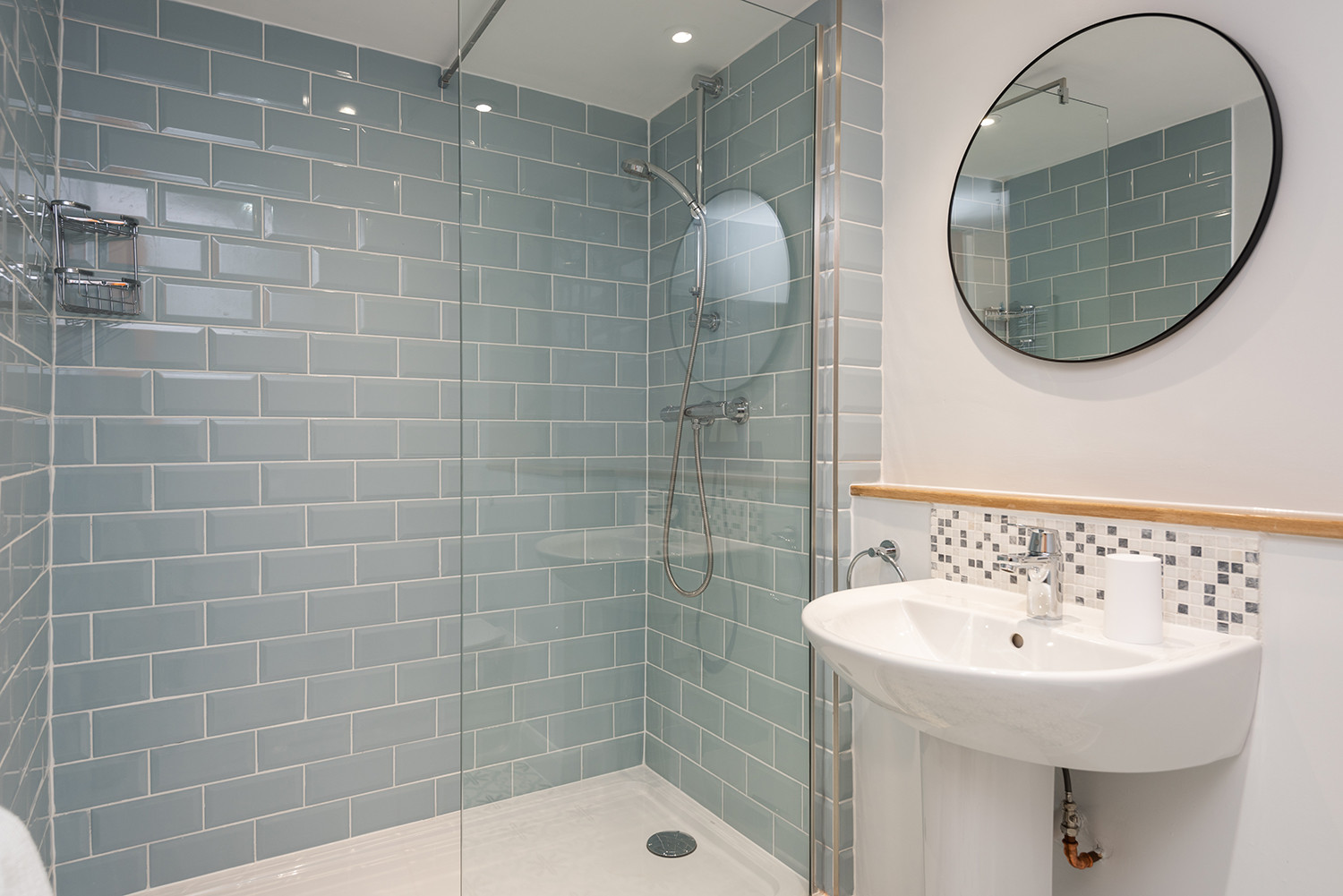 En suite shower 