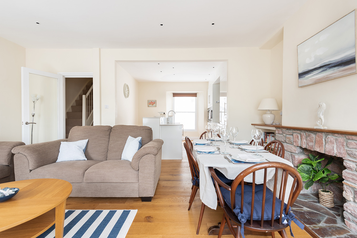 Open plan sitting room/dinner