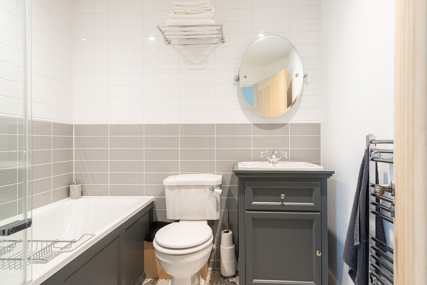 The Family bathroom 