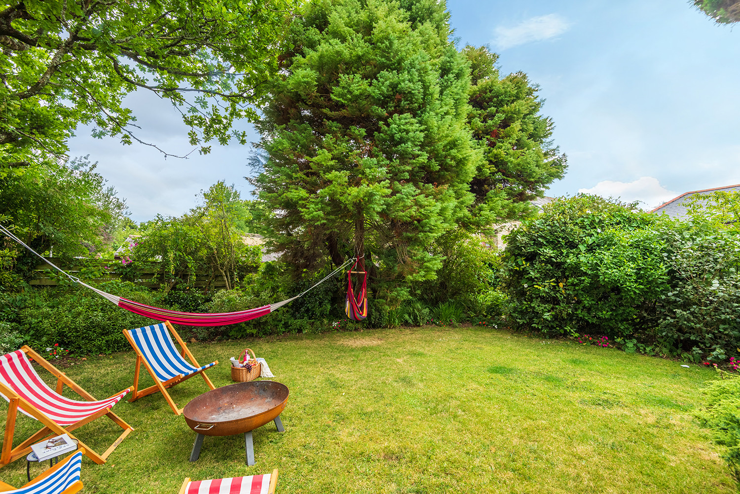 Another look at the gardens 