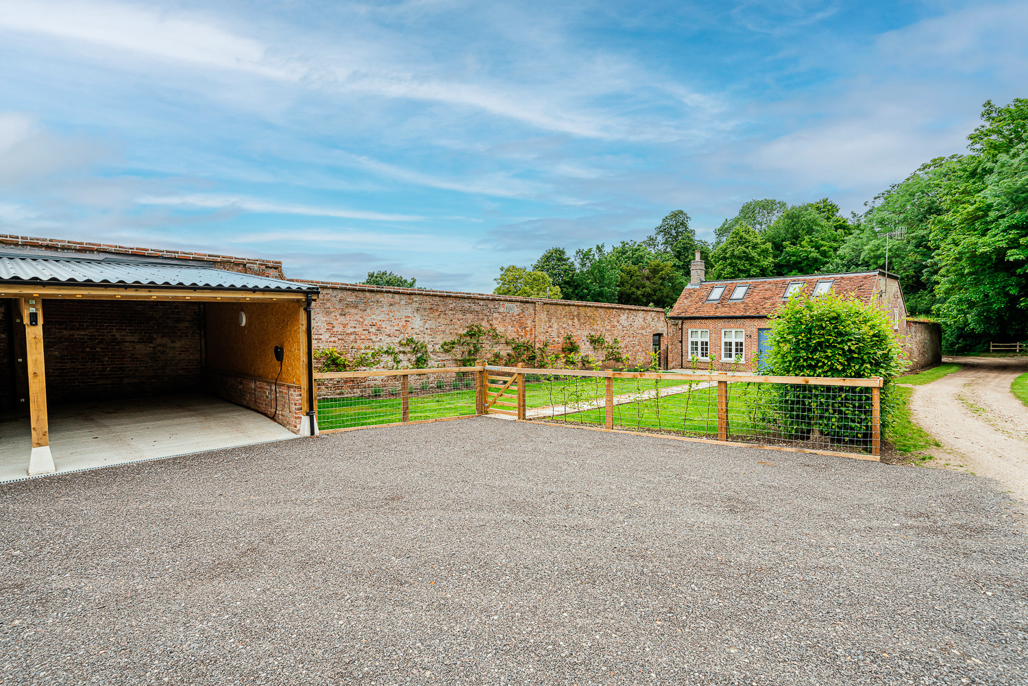 Property image 35 for THCA855