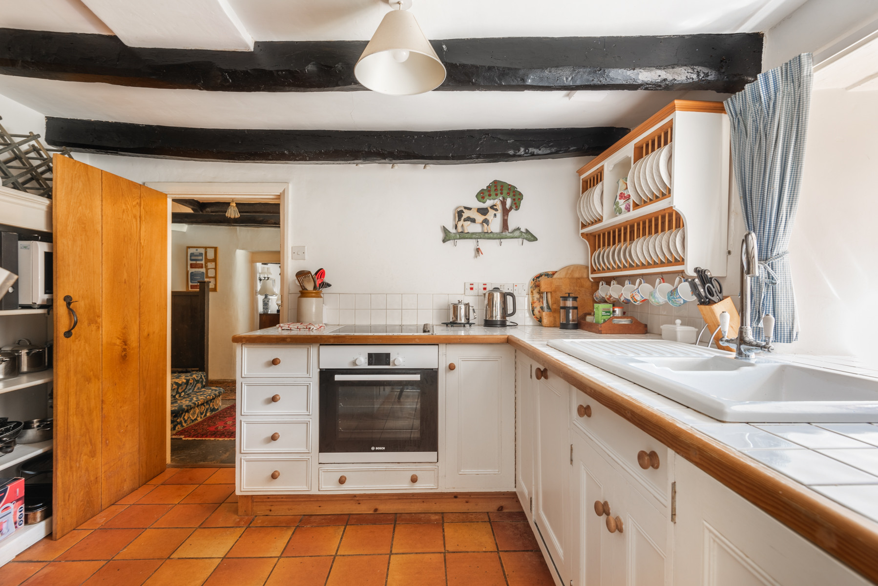 Well equipped cottage kicthen