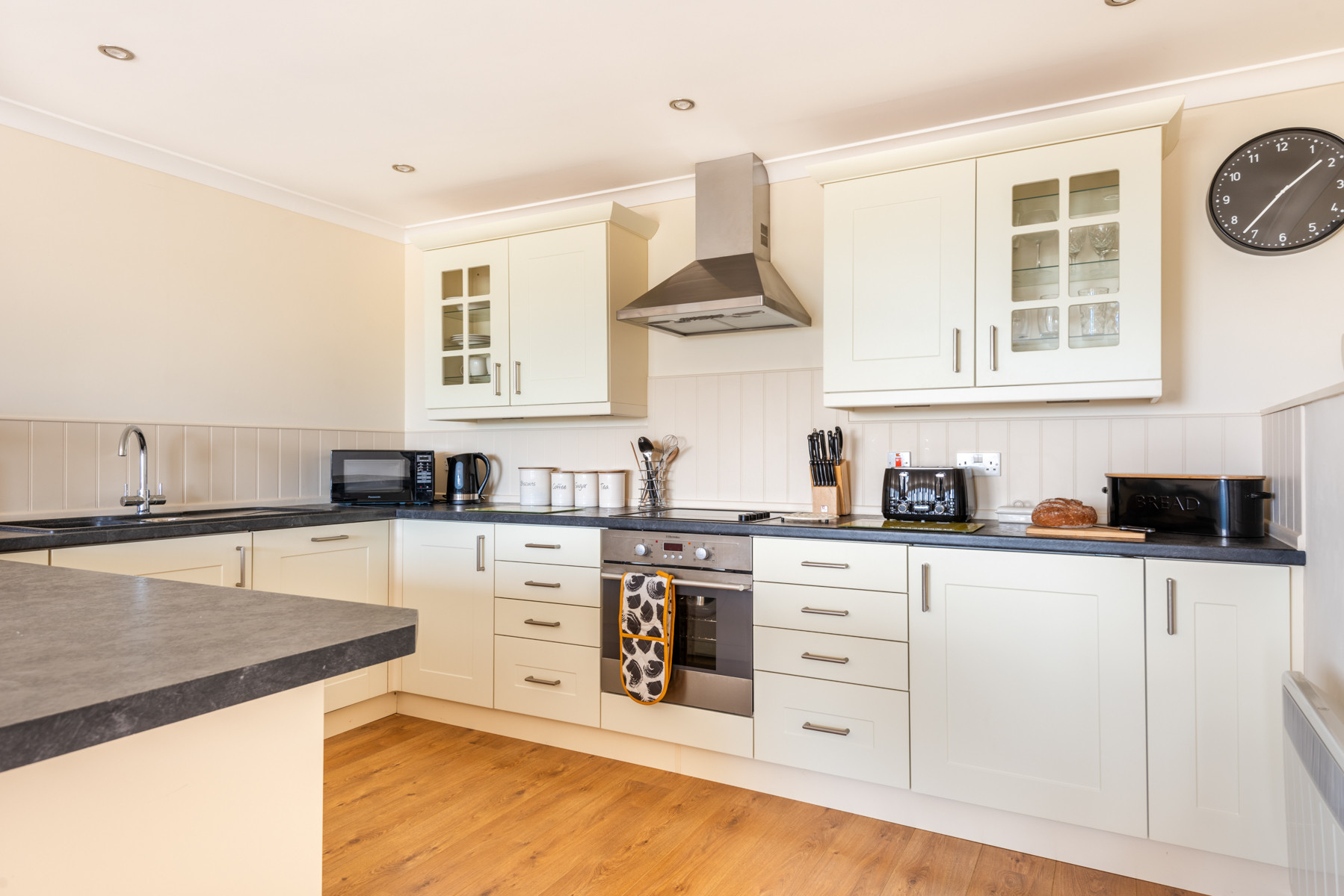 The spacious kitchen