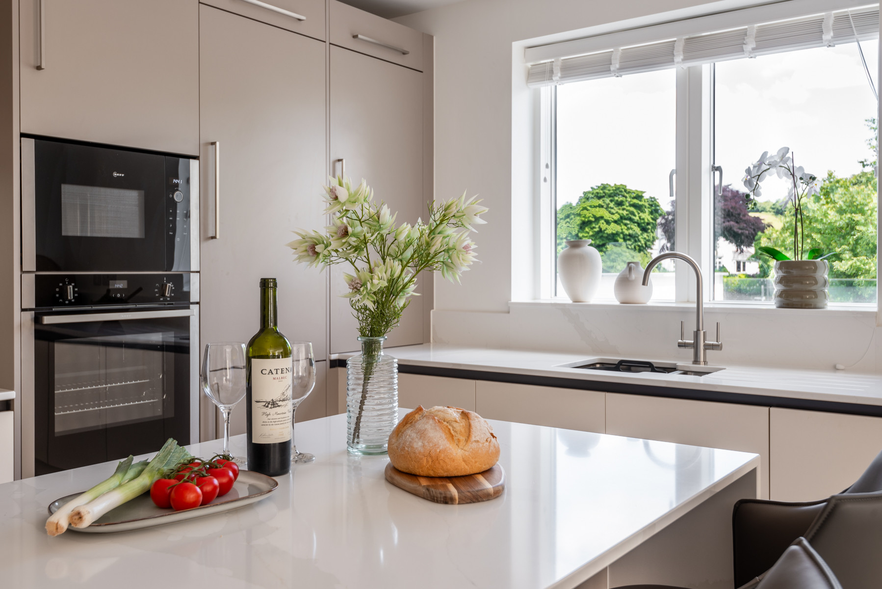 Perfect for friends and family to enjoy special occasions