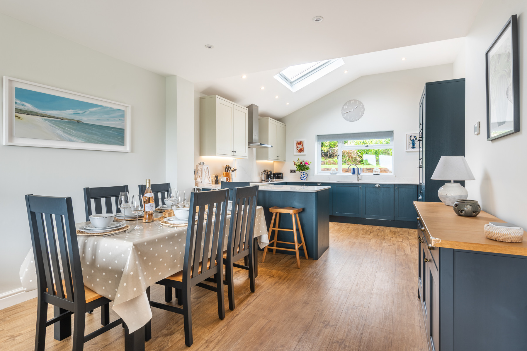 Spacious dining table