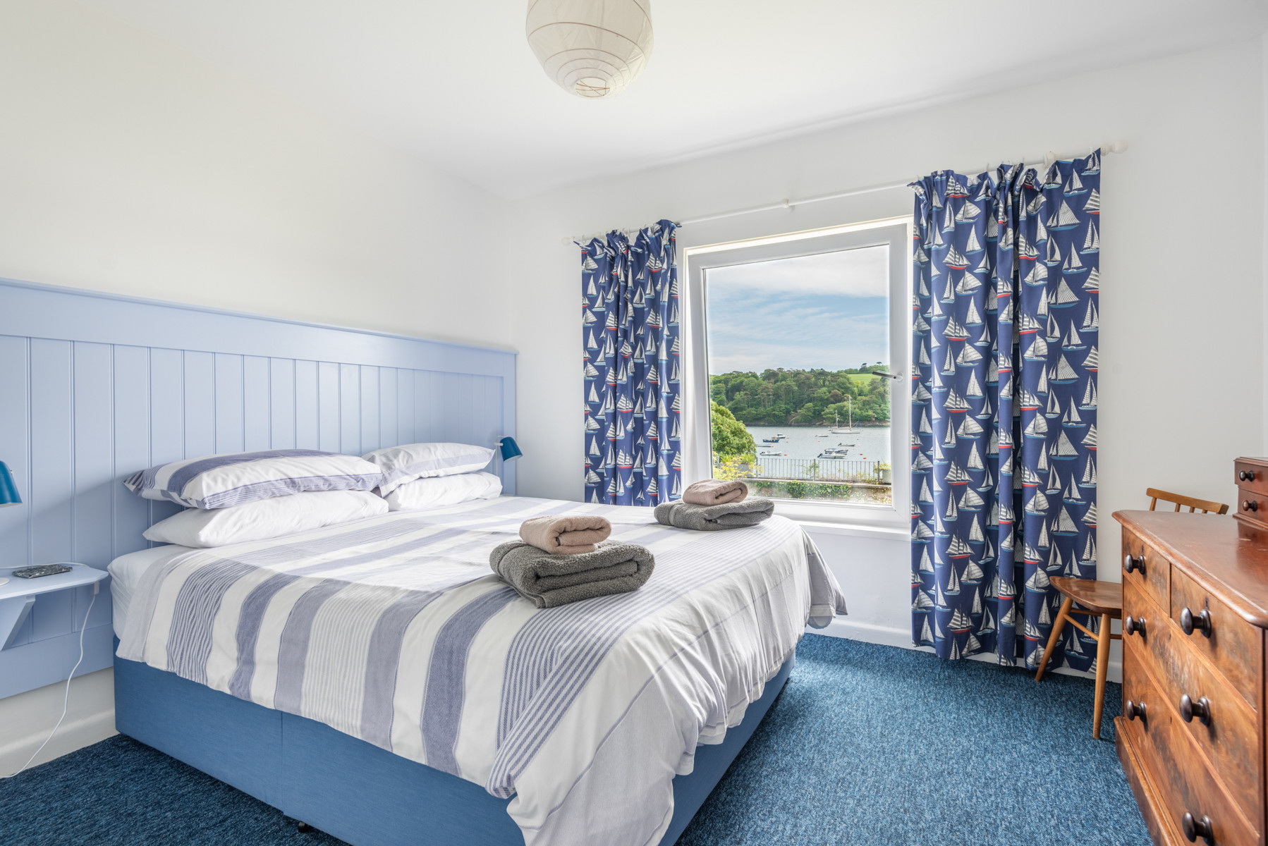 I would love to wake up to river views.