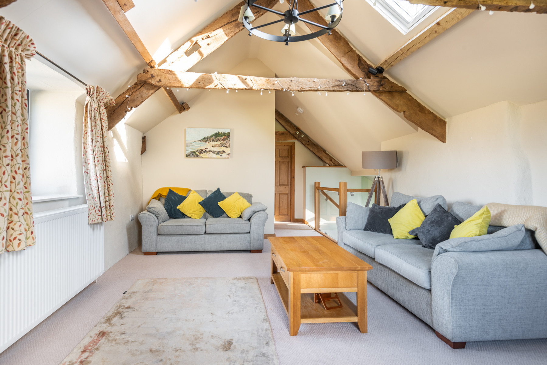 Different view of the lounge