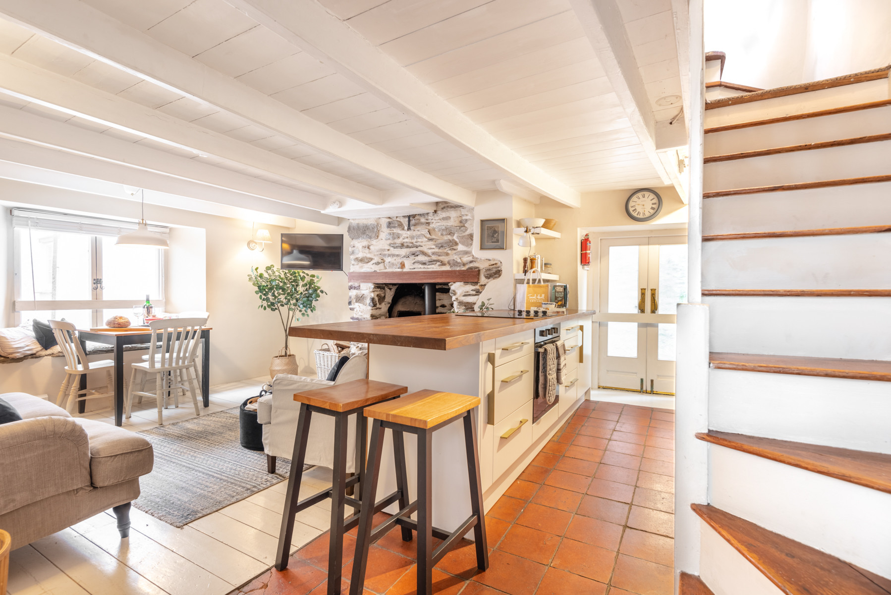 stairs to first floor bedroom 