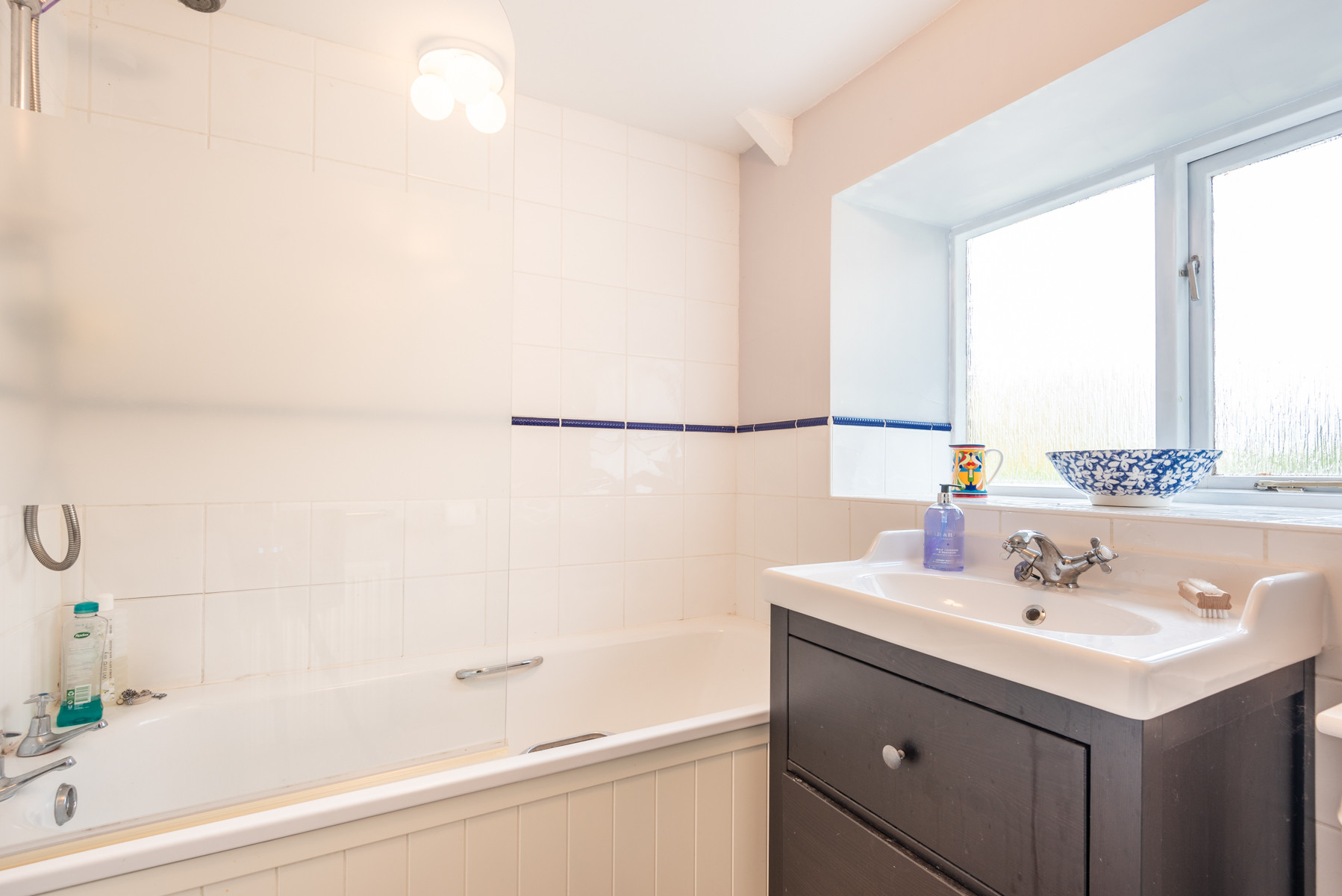 Light flooding in the bathroom