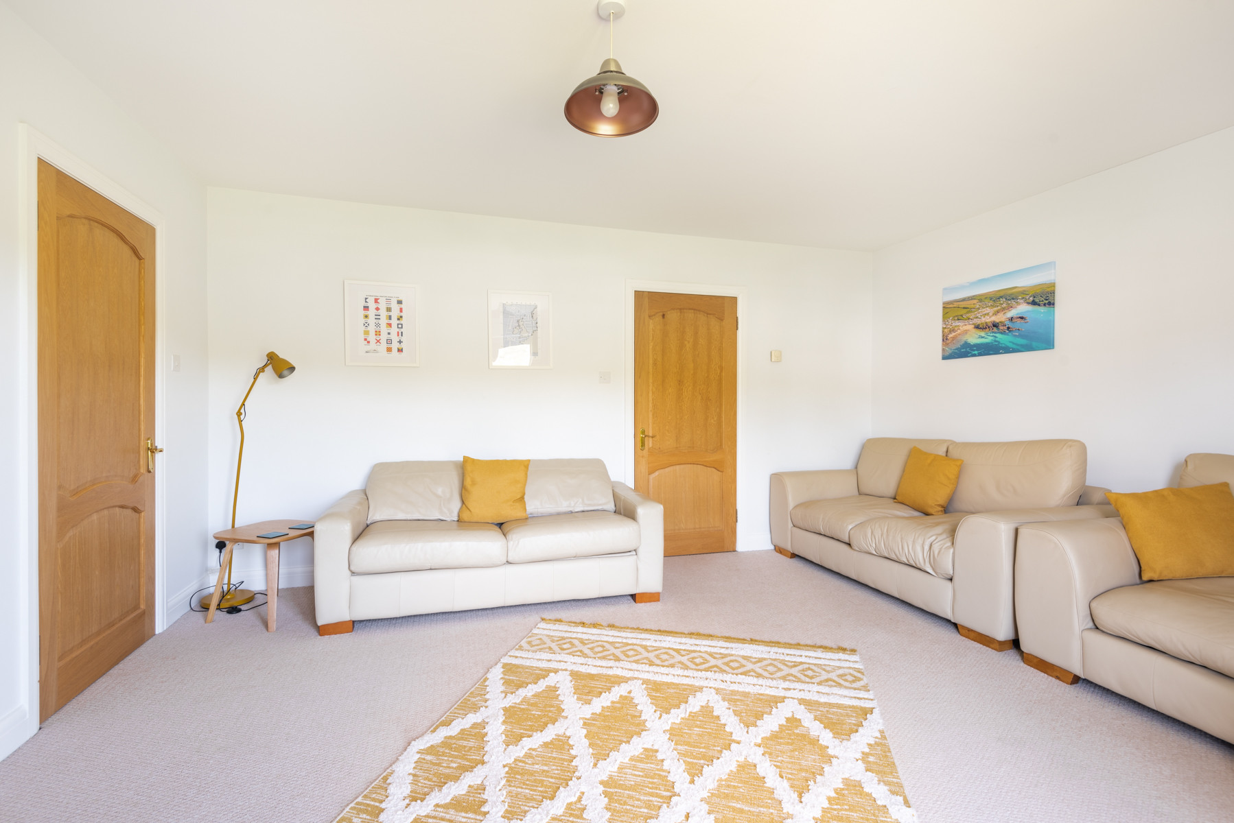 Another look at the playroom 