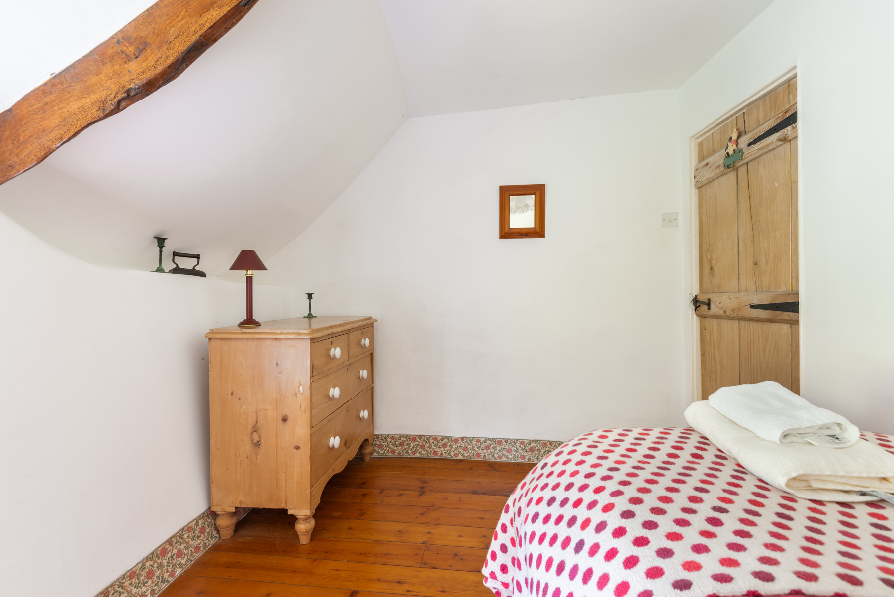 Bedroom 3 with single bed