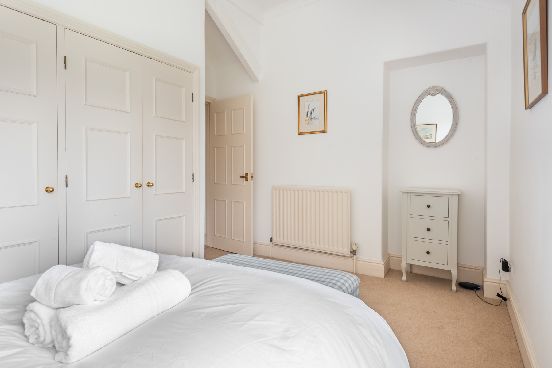 Another look at the double bedroom