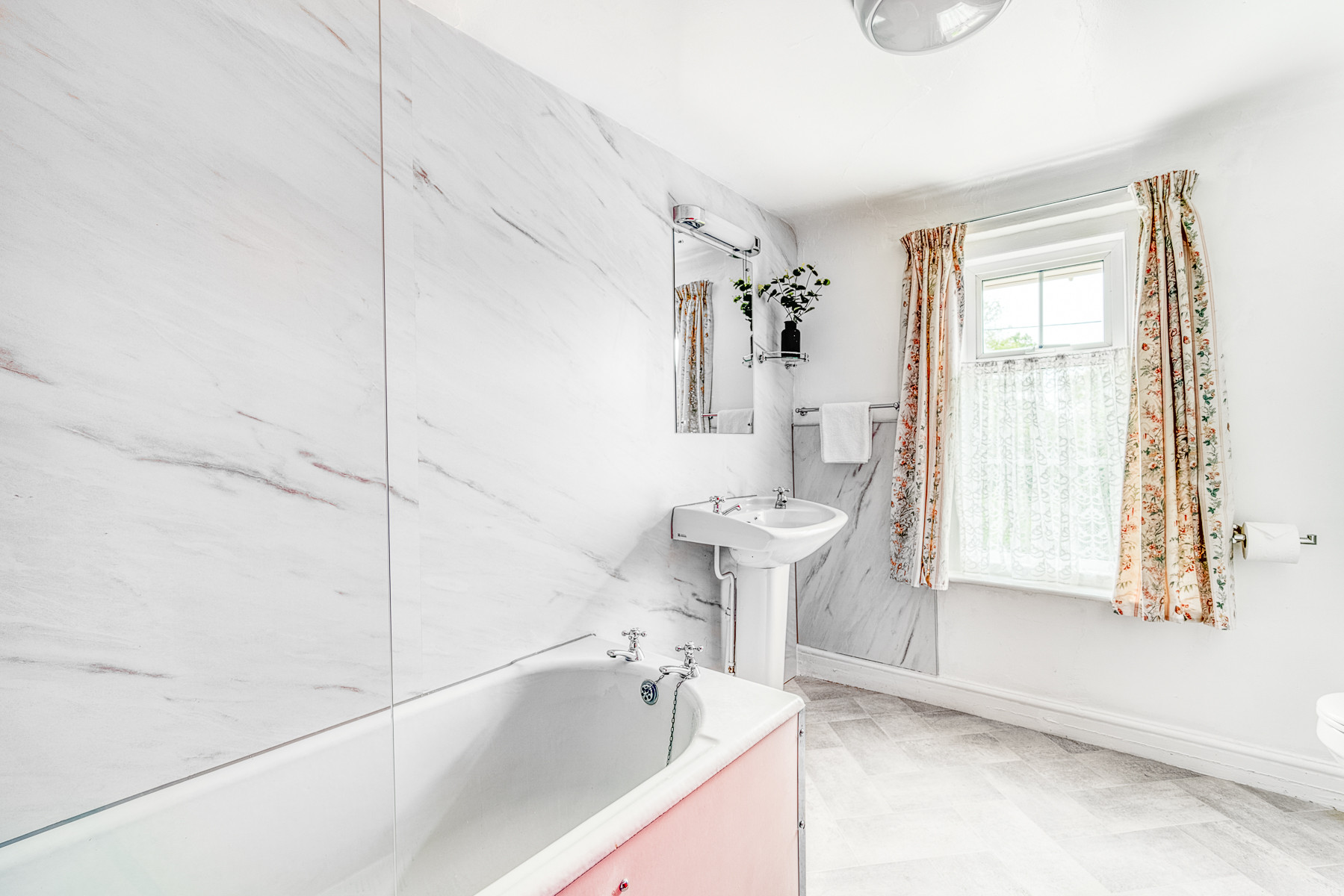 Property image 32 for THCA857