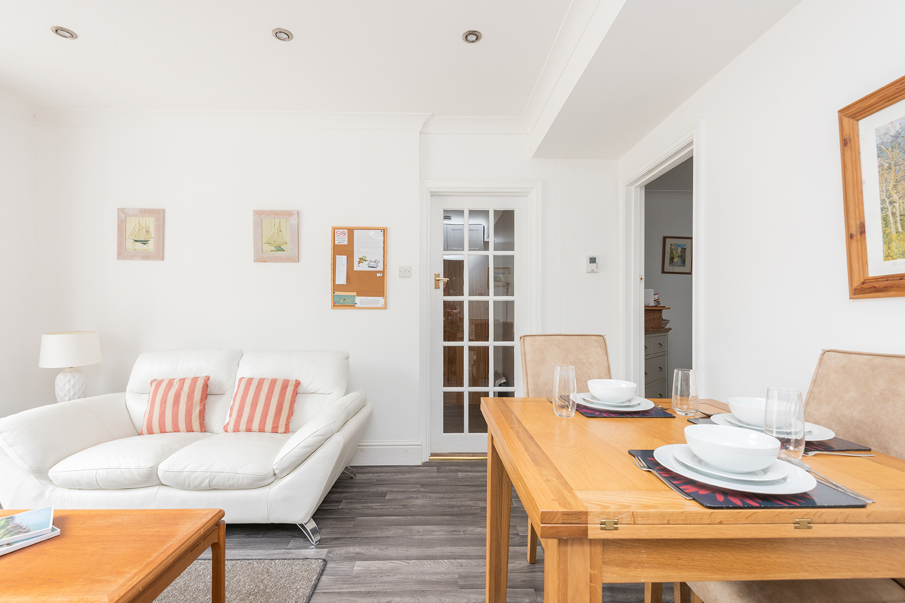 Space to dine and recline in this little property