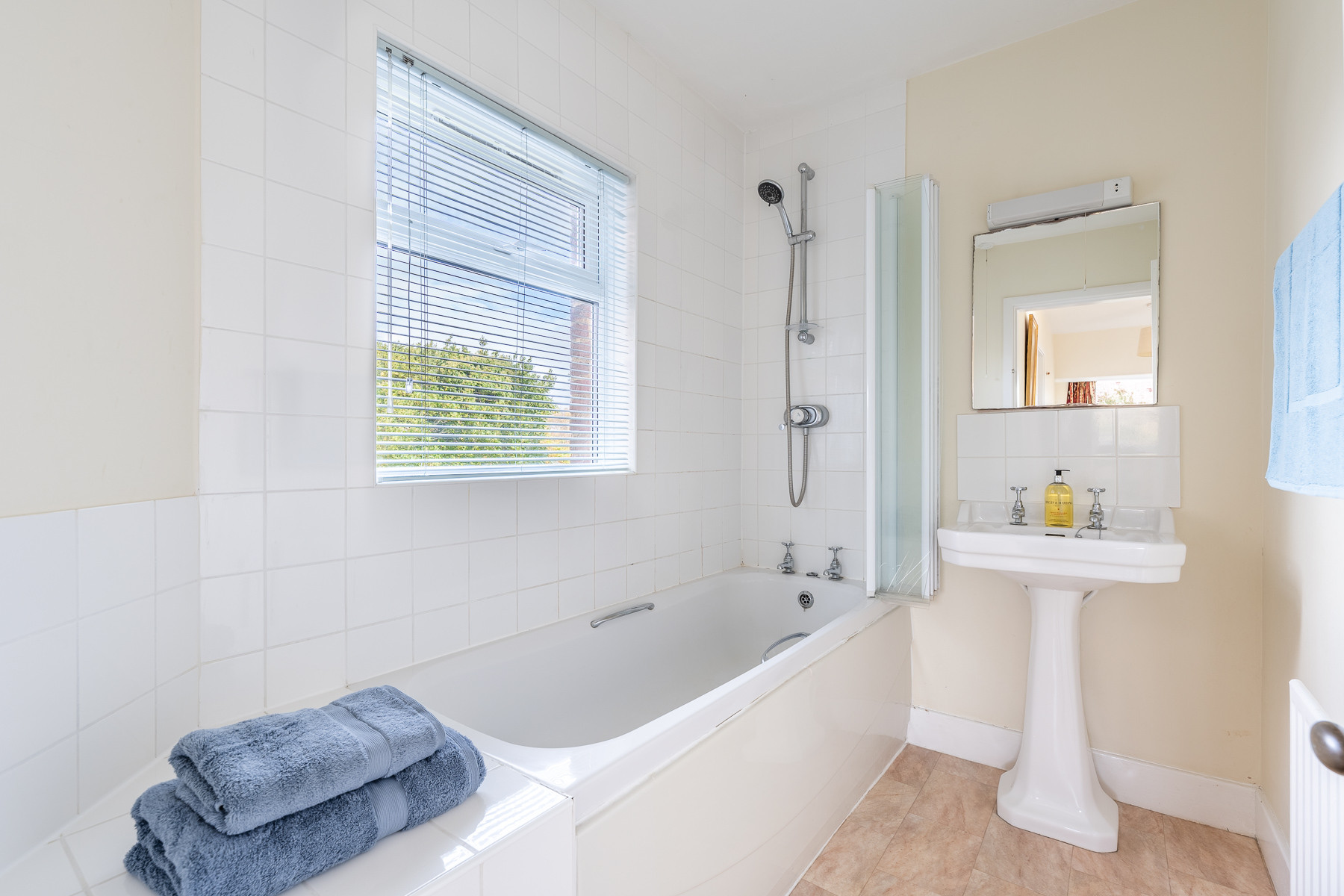 Property image 8 for NFCC184