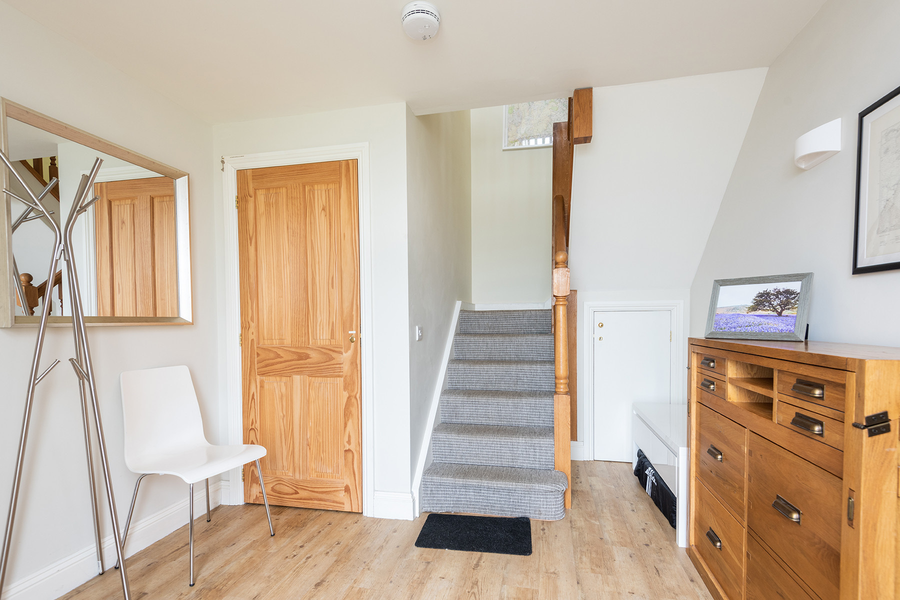 Spacious entrance hallway