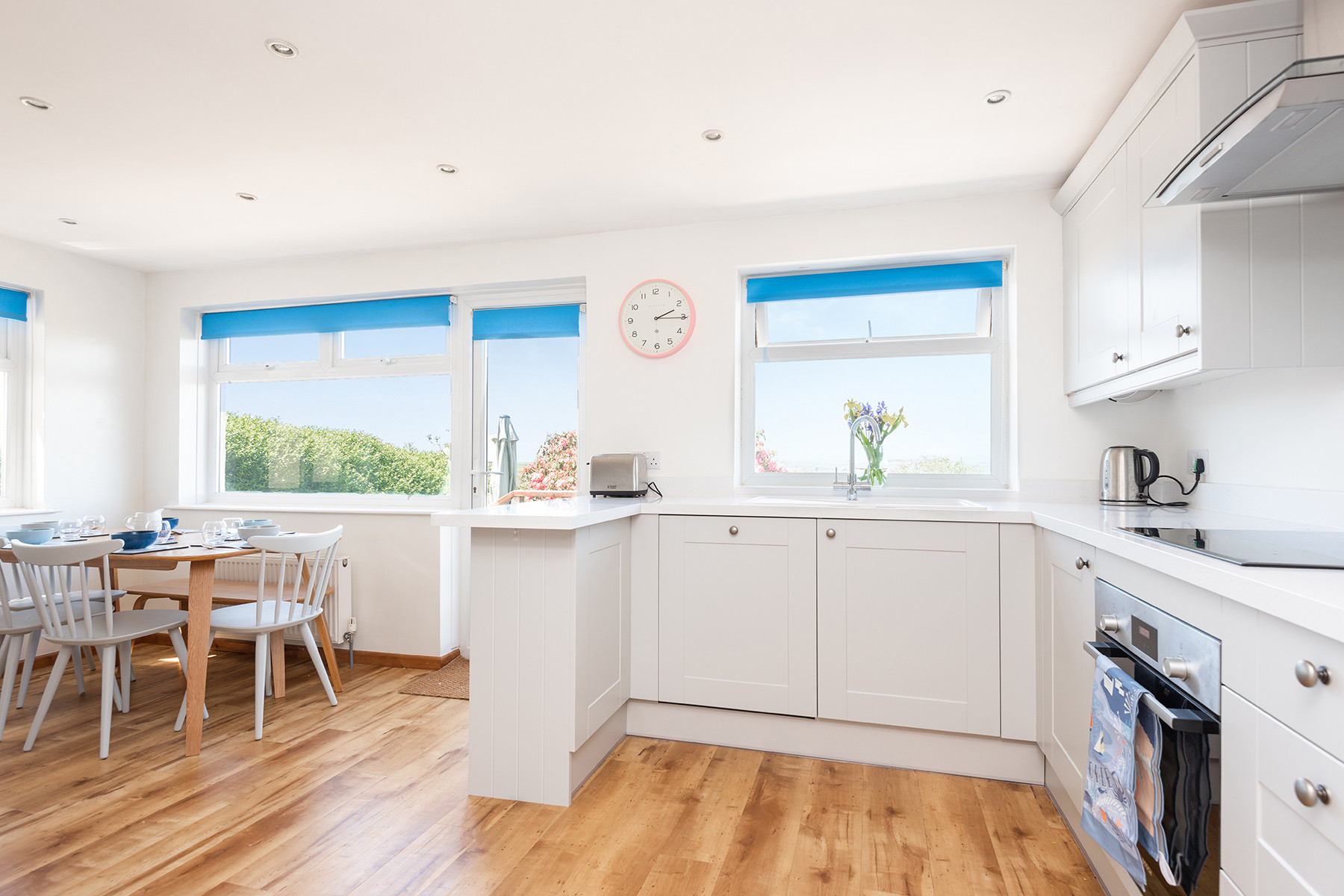 Kitchen and dining area