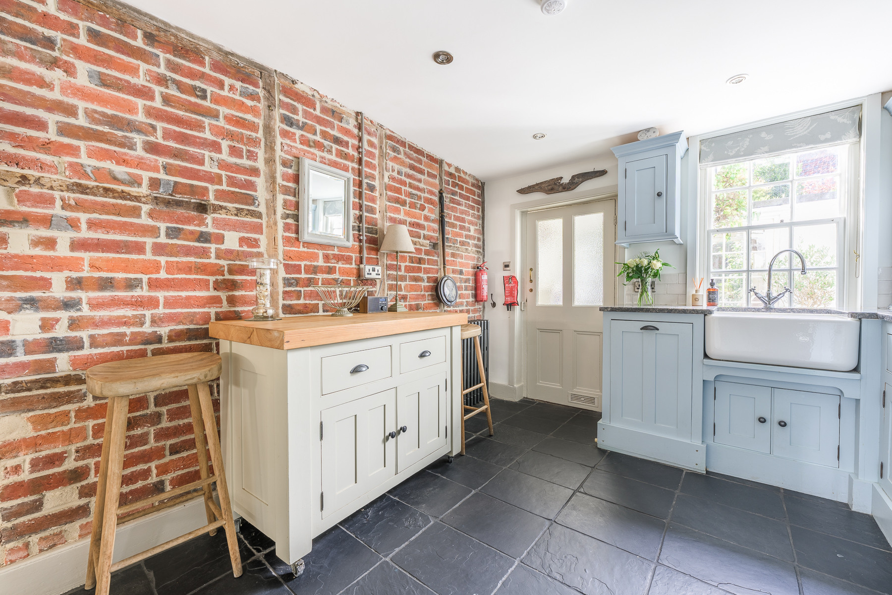 Property image 3 for THCB252