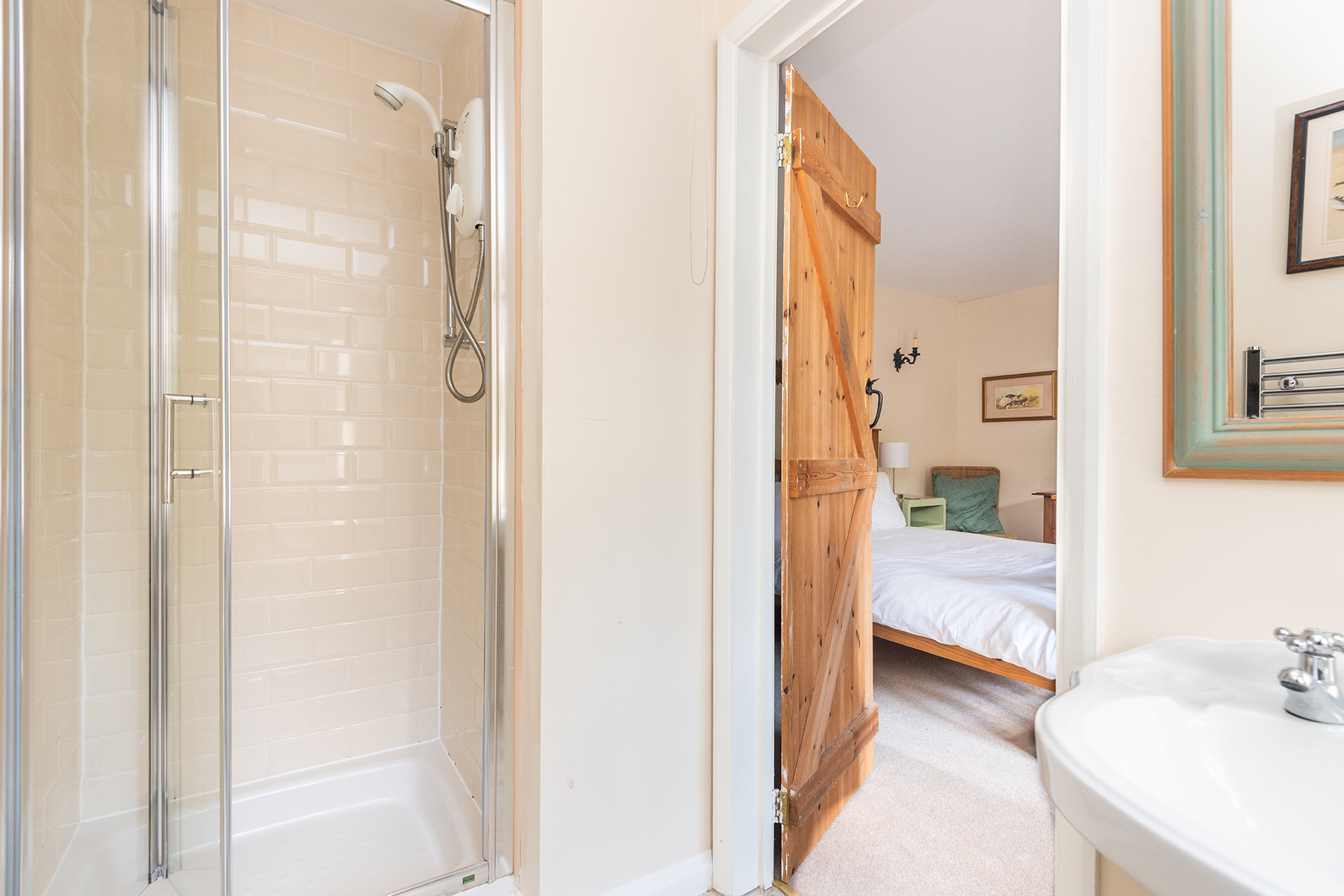 En suite to the master