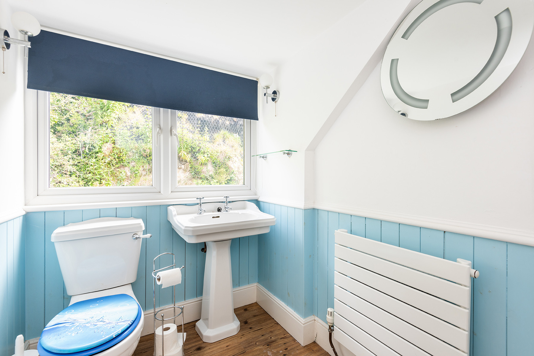 The family bathroom.