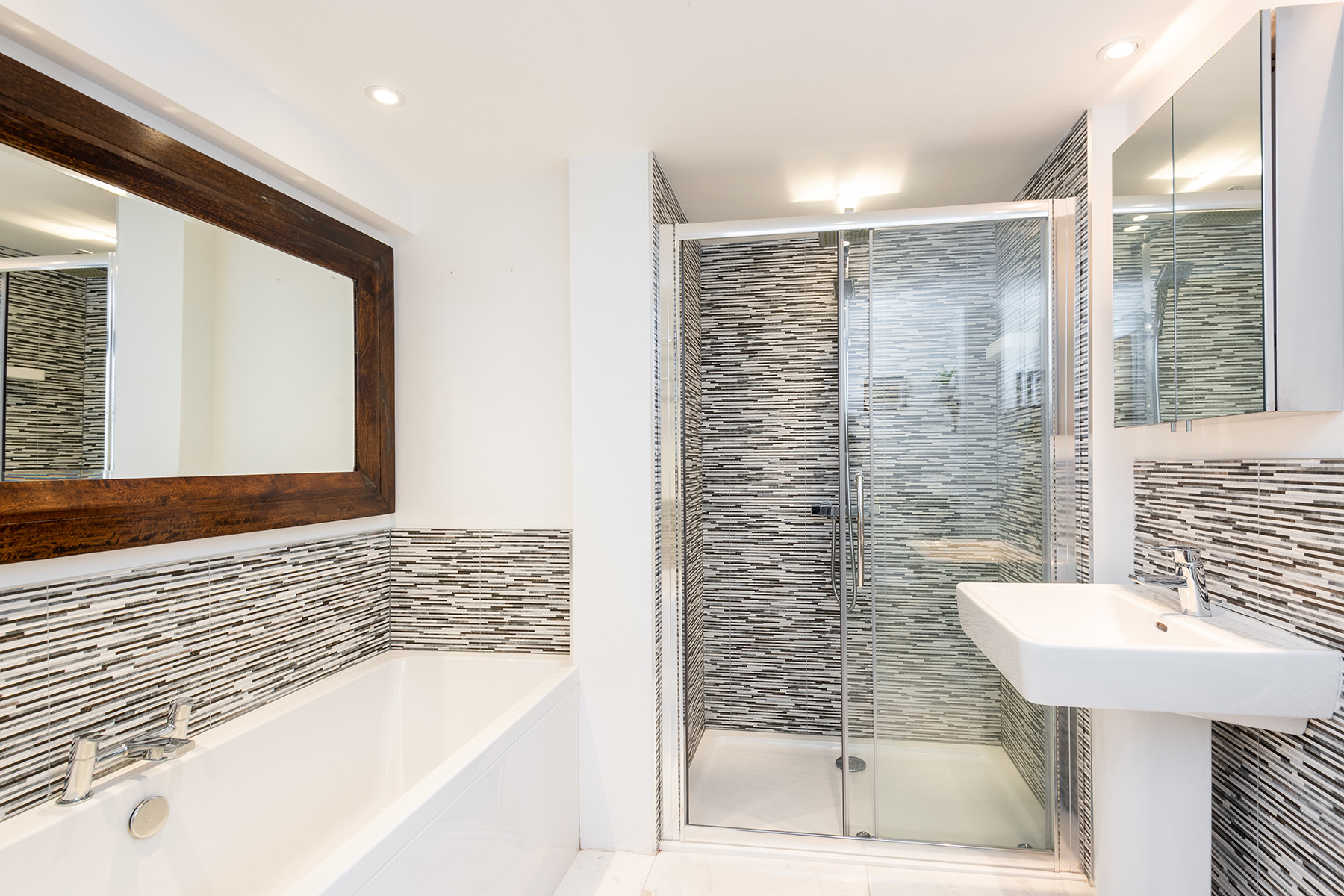 First Floor - Family Bathroom - Bath & Shower