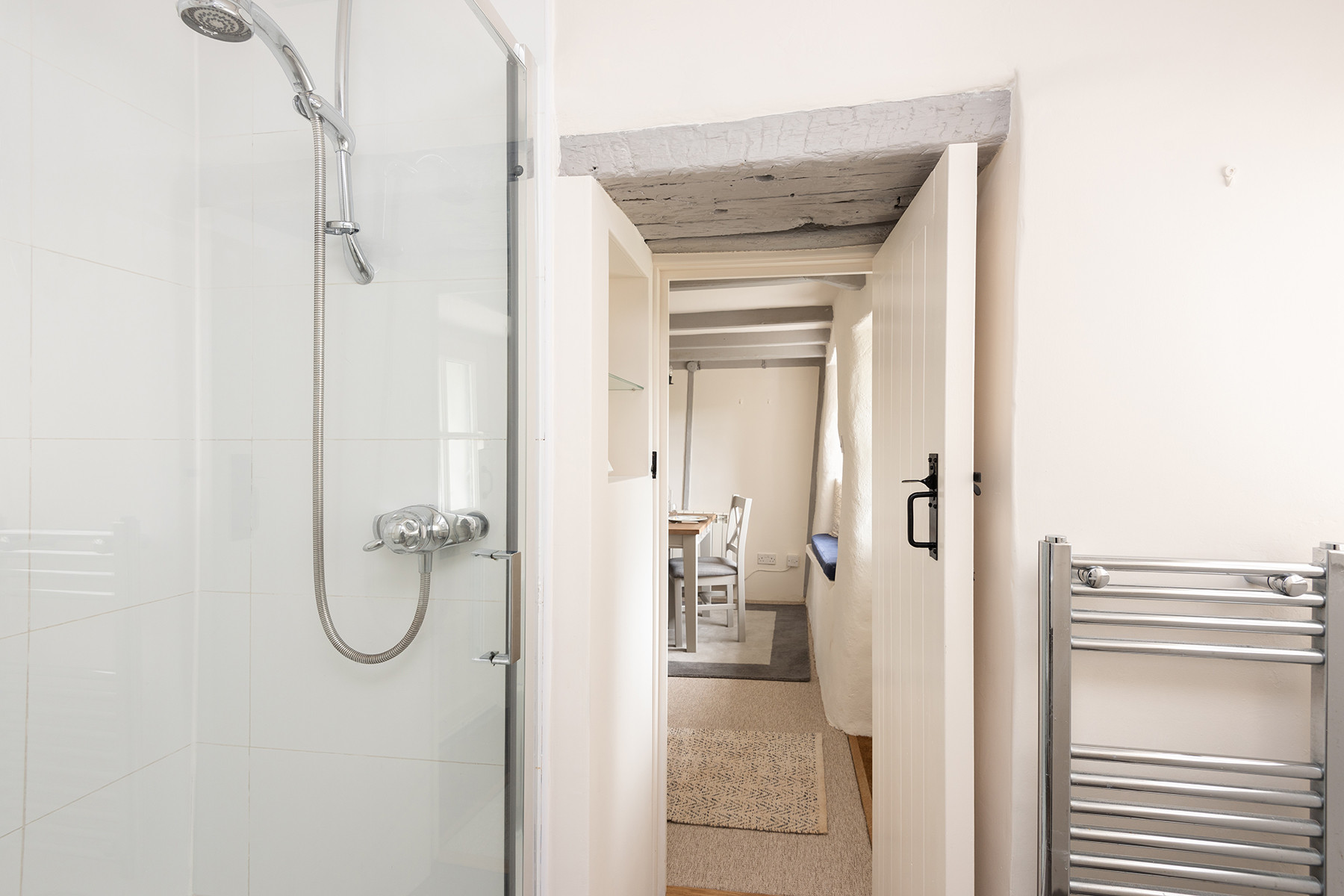 A closer look at the shower. 