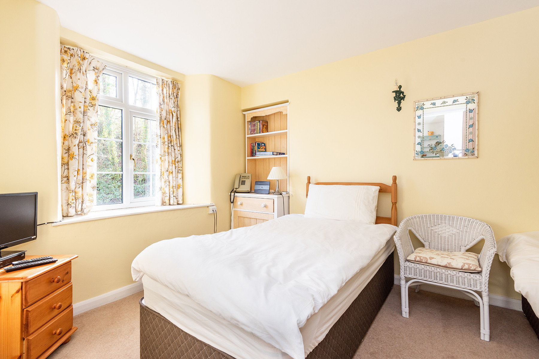 The second twin bedroom 