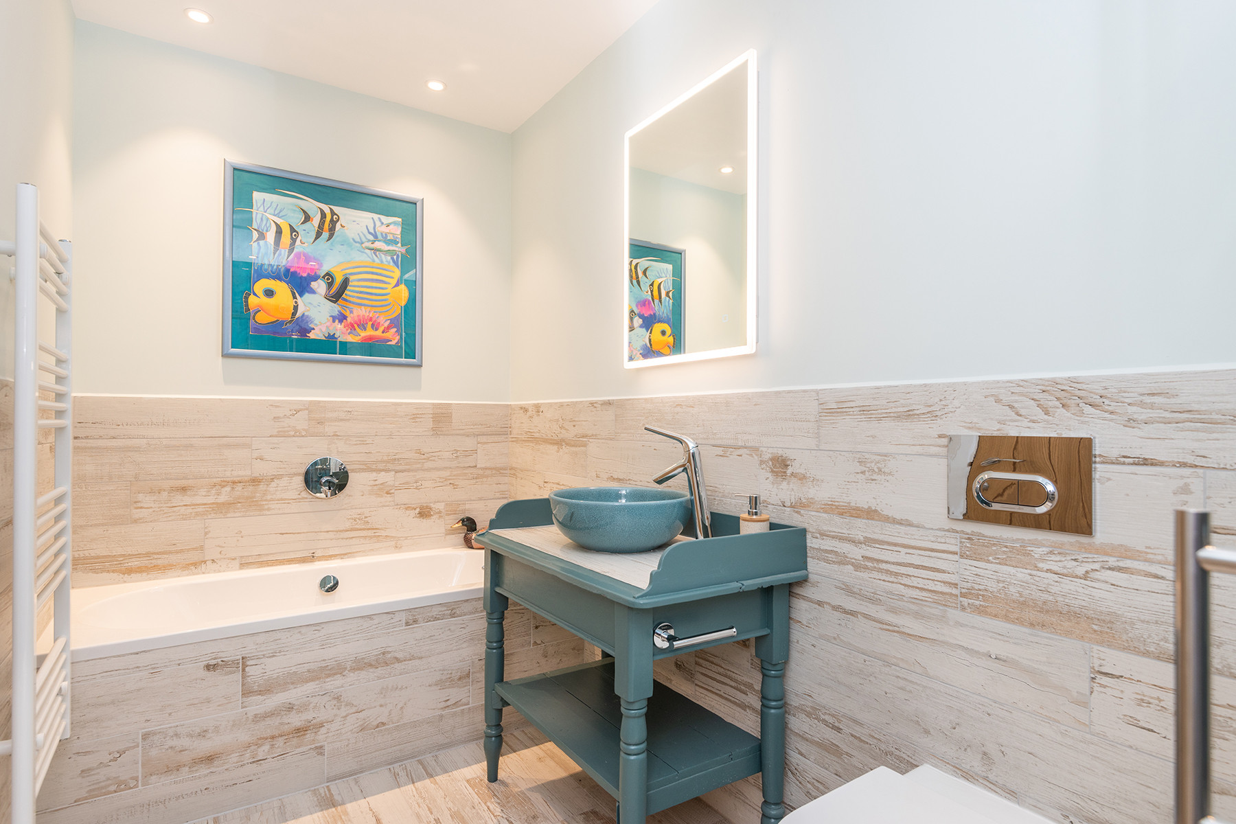 Another look at the family bathroom