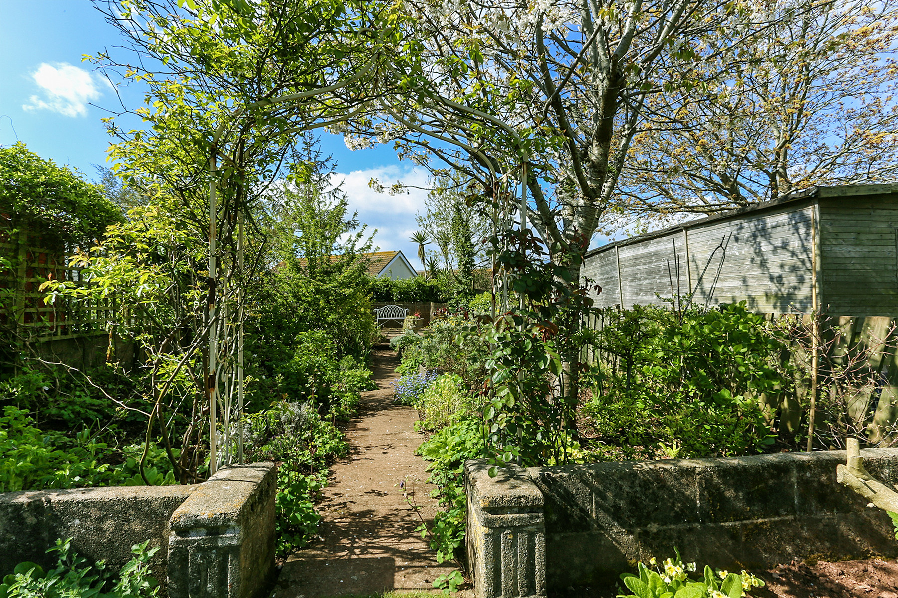 Another part of the pretty rear garden.