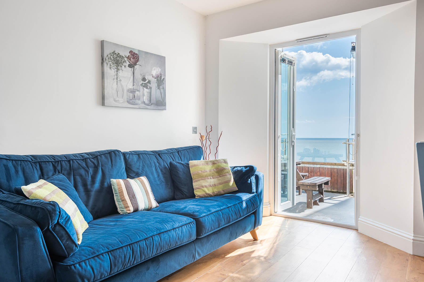 Relax and listen to the sound of the sea