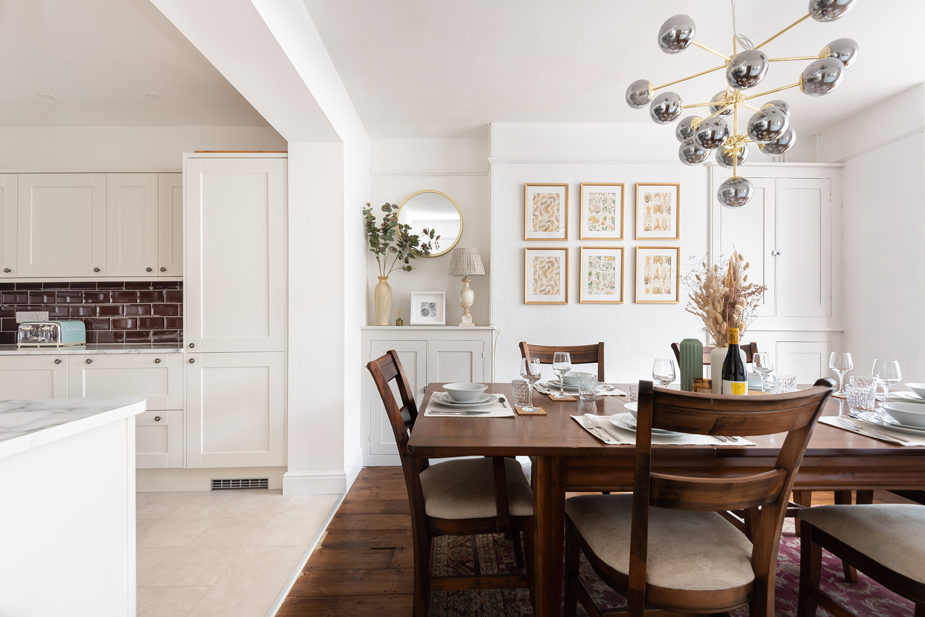 Open plan kitchen/diner